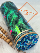 Load image into Gallery viewer, Glass Snow Globe Tumbler